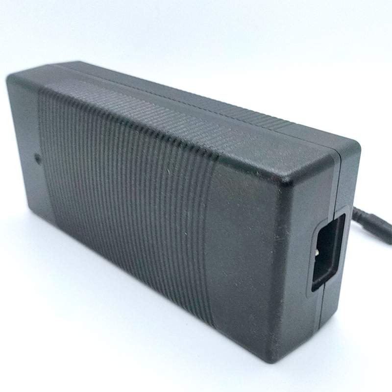 13.5V10A电源适配器大功率深圳稳压开关生产大功率电源
