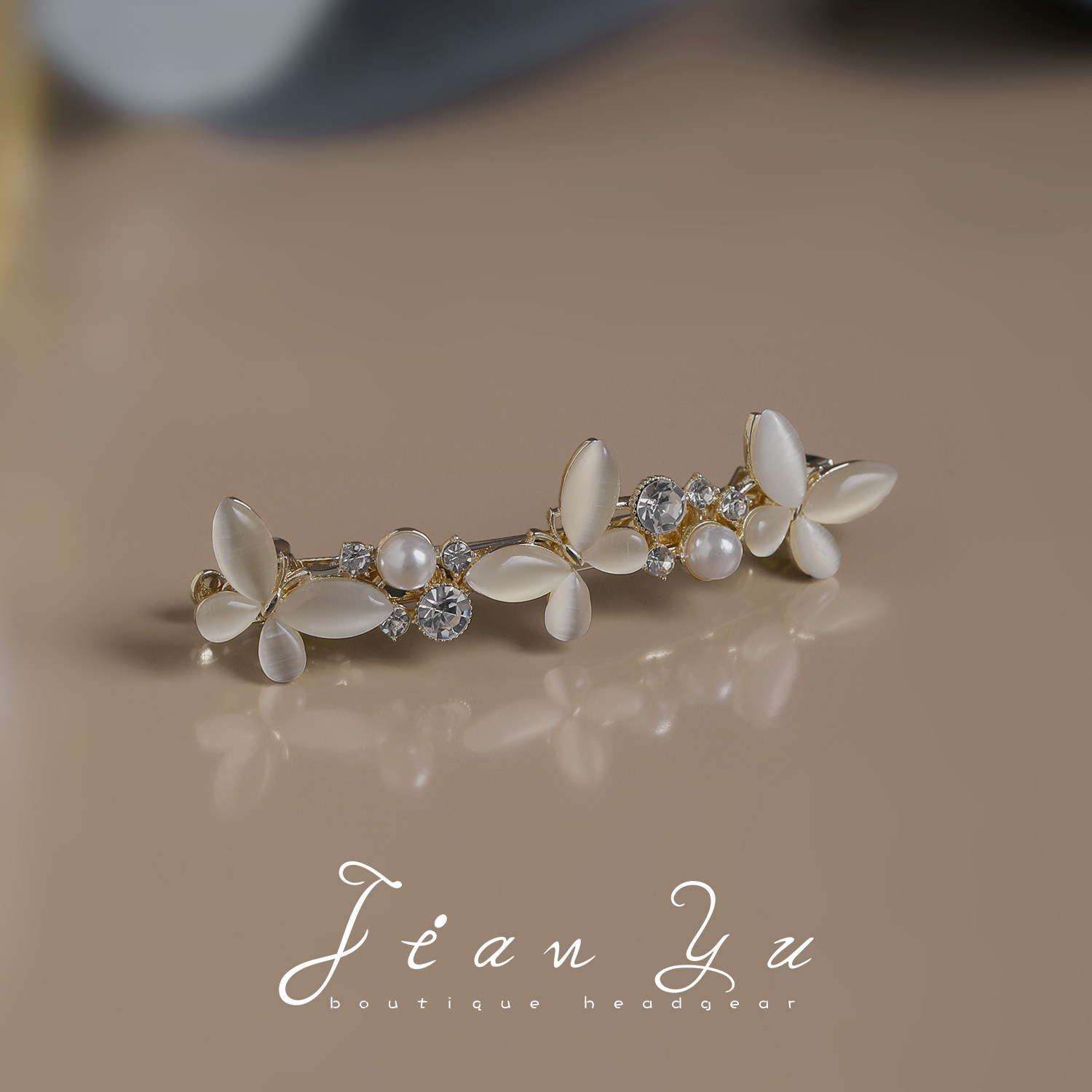 轻奢蝴蝶发卡高级感精致镶钻侧边碎发夹气质优雅刘海后脑勺一字夹,饰品/流行首饰/时尚饰品新,发饰,淘宝优惠券,粉丝福利购,淘宝优惠卷