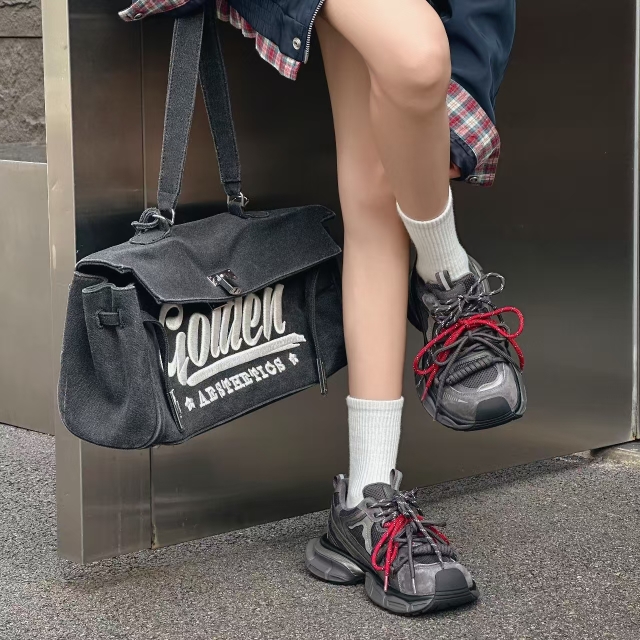 艾模儿2025秋冬新款女鞋厚底增高加绒星河灰色系时尚潮流老爹鞋