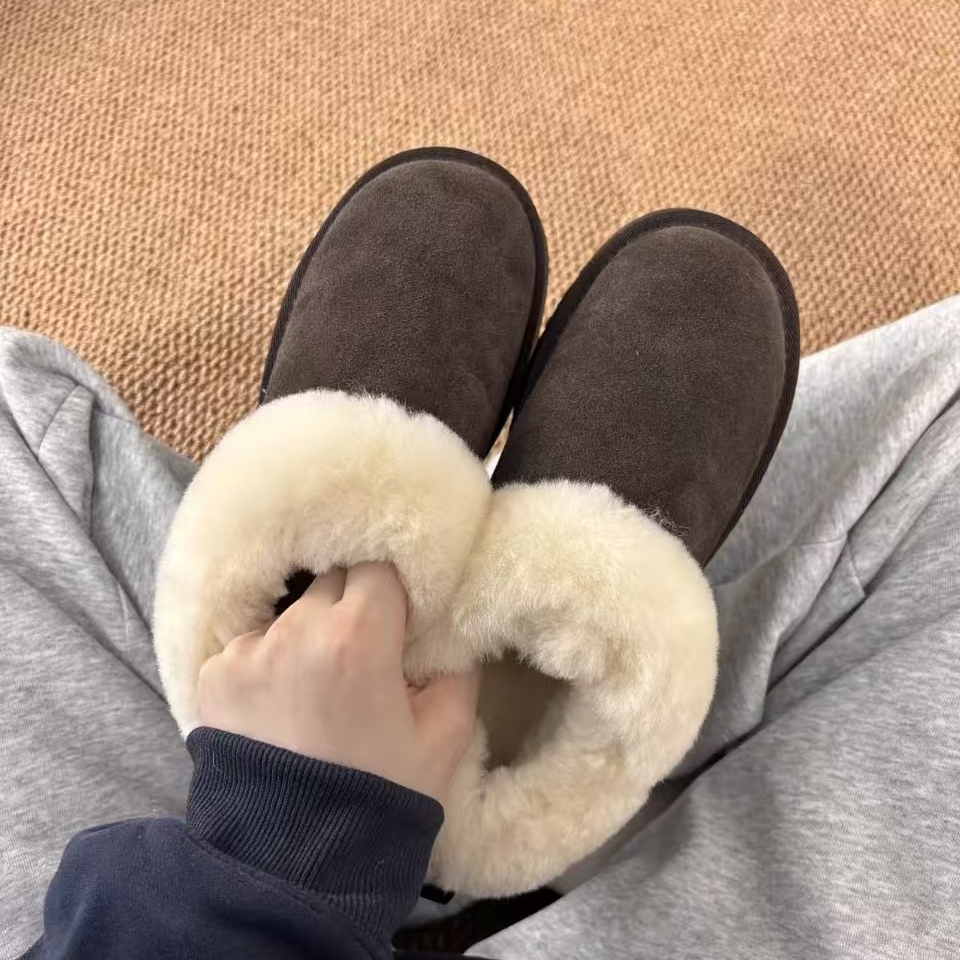 艾模儿25冬加绒加厚保暖雪地靴带毛毛时尚百搭气质圆头跟鞋