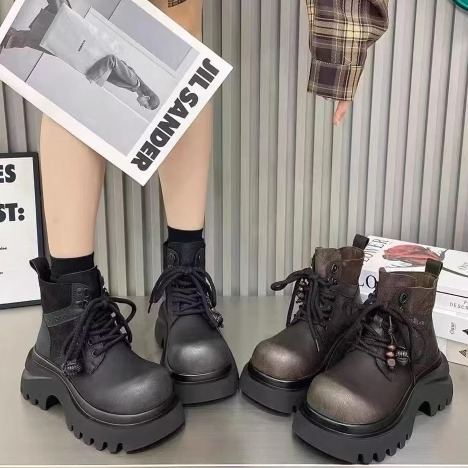 悦女鞋2025秋冬新款女鞋厚底增高休闲鞋百搭真皮松糕马丁靴短靴皮