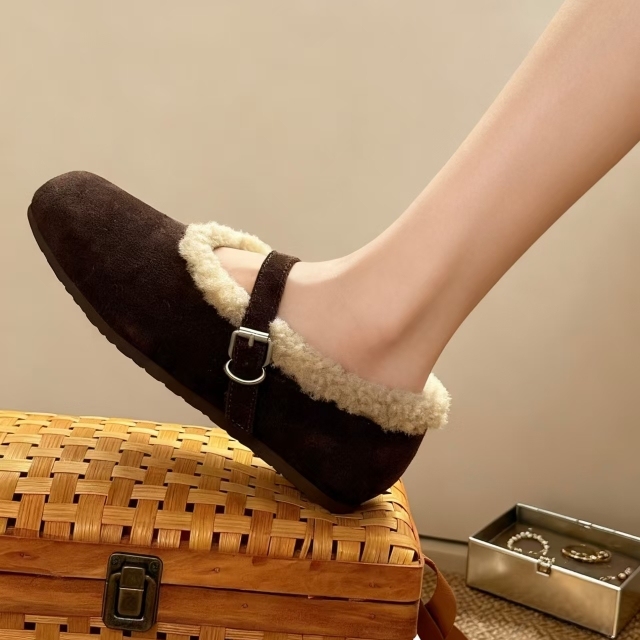 艾模儿25冬加绒加厚毛绒玛丽珍鞋女平底一字带扣单鞋舒适百搭气质