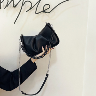 网红小包包女包2020新款 百搭单肩腋下包小众设计链条斜挎包 潮时尚