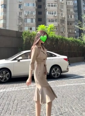 8.12  韩国美女鱼尾裙风衣新款气质时尚女神范风衣单层系带收腰式