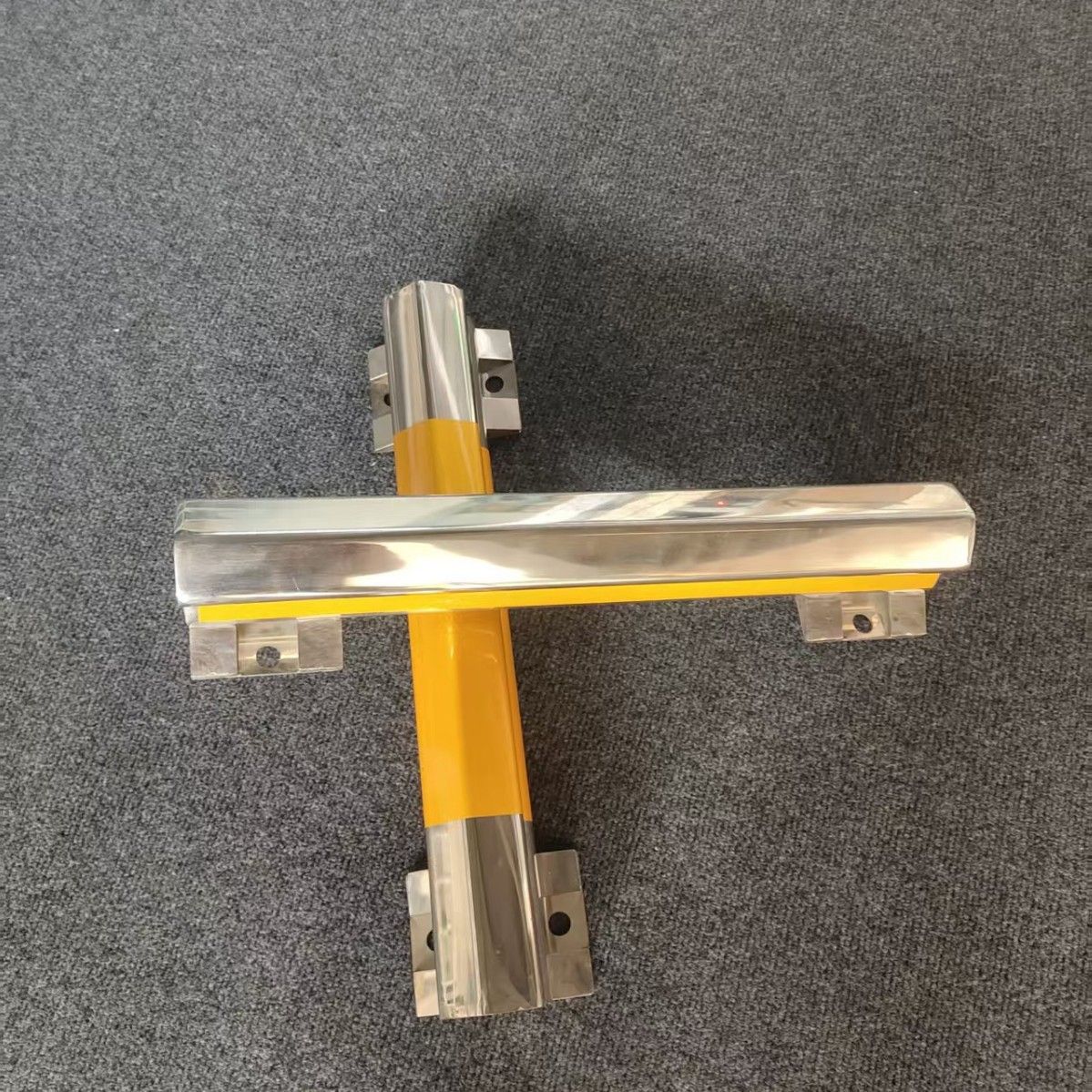 停车位不锈钢挡车器防撞杆车轮限位器阻车止退器定位器钢管挡车杆