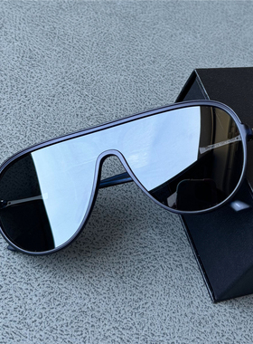 连体男士偏光太阳镜弹簧腿帅气男款墨镜运动休闲个性设计偏光镜