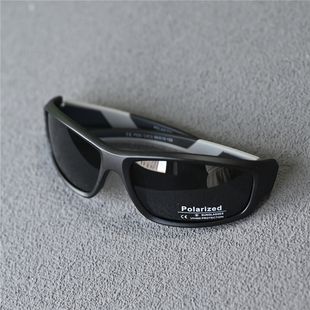 TR90男士运动偏光太阳镜黑色墨镜男女骑行防风镜术后护目镜特种兵
