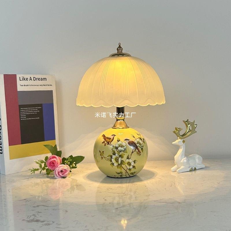 欧式陶瓷台灯床头卧室灯创意简约小夜灯家用LED充电触摸调光节能