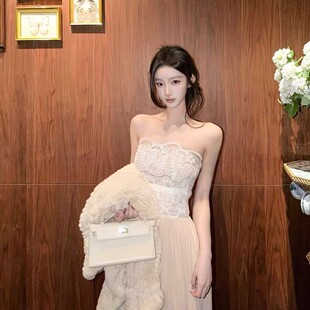 气质显瘦收腰内搭百褶裙 新款 千金风蕾丝抹胸无袖 连衣裙女2025冬季