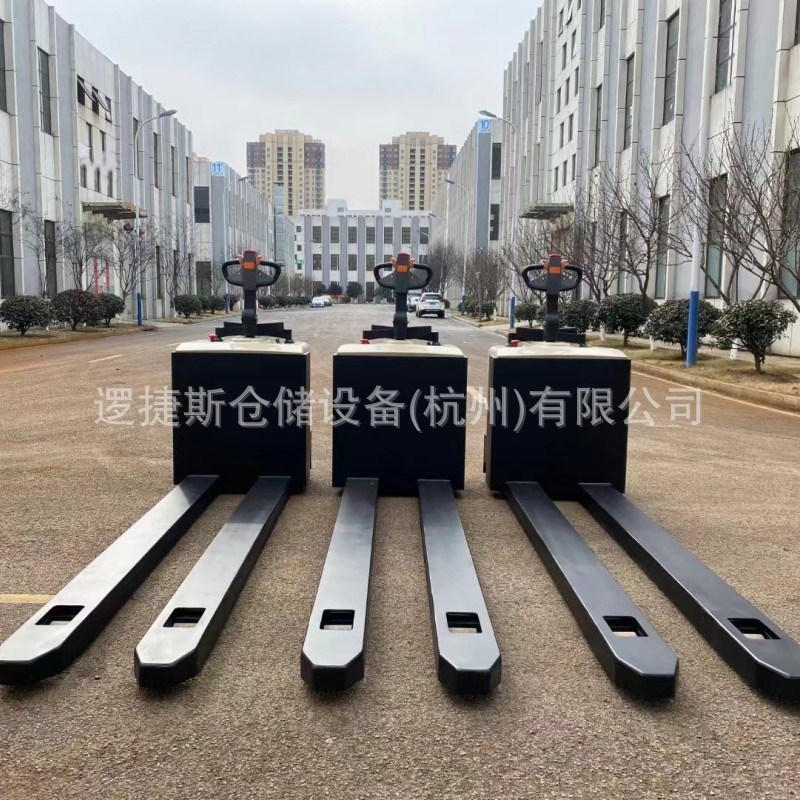 非标电动托d盘搬运车6吨站驾式液压搬运装卸叉车6吨地牛踏板护臂