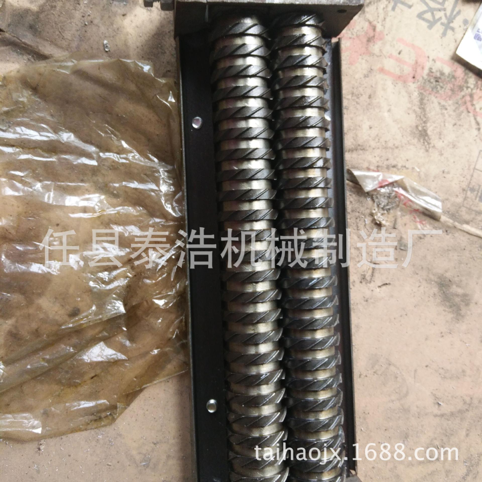圆大量供应面条刀刀SIR削面刀压面机面条机刀各具种刀型号