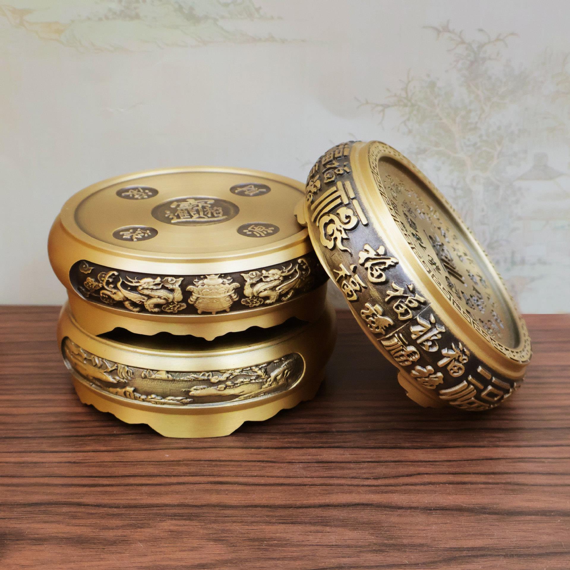 黄铜立体浮雕百福底座托架创意烟灰缸雕刻山水底座摆件托盘木底座