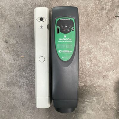 爱默生变频器 SK2402 7.5/11kw  380v 现