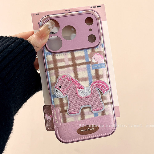 格纹立体小马适用苹果手机壳