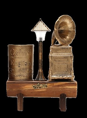 极速创意留声机小夜灯笔筒复古法式塑料桌面摆件装V饰电视柜摄影