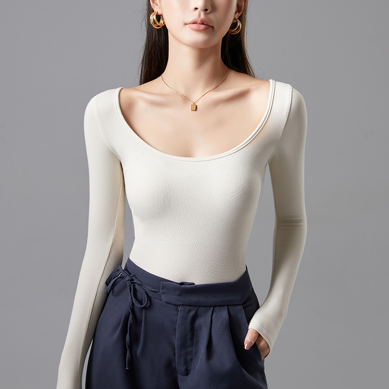 雅黎兮长袖简约薄款大领口打底衫