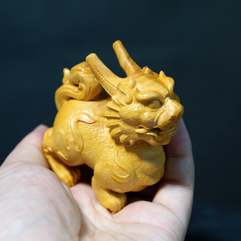 小叶黄杨木雕刻中式实木居家办公饰品摆件手把件文化礼品神兽麒麟