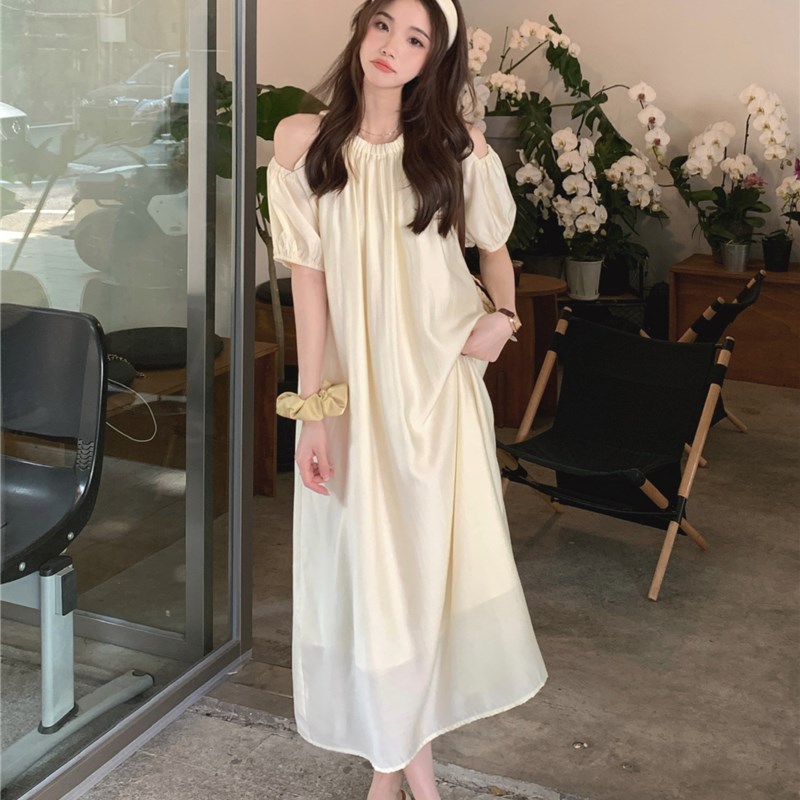 露肩哺乳连衣裙夏季辣o妈款时尚外穿泡泡袖显瘦雪纺裙大码喂奶衣