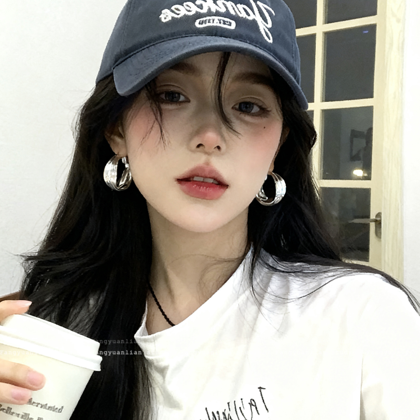 冷淡风金属扭曲大圈圈耳环女