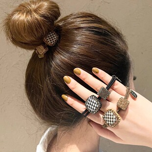 2024韩国东大门秋冬新款捷克钻千鸟格发圈水钻方块扎发头绳丸子头