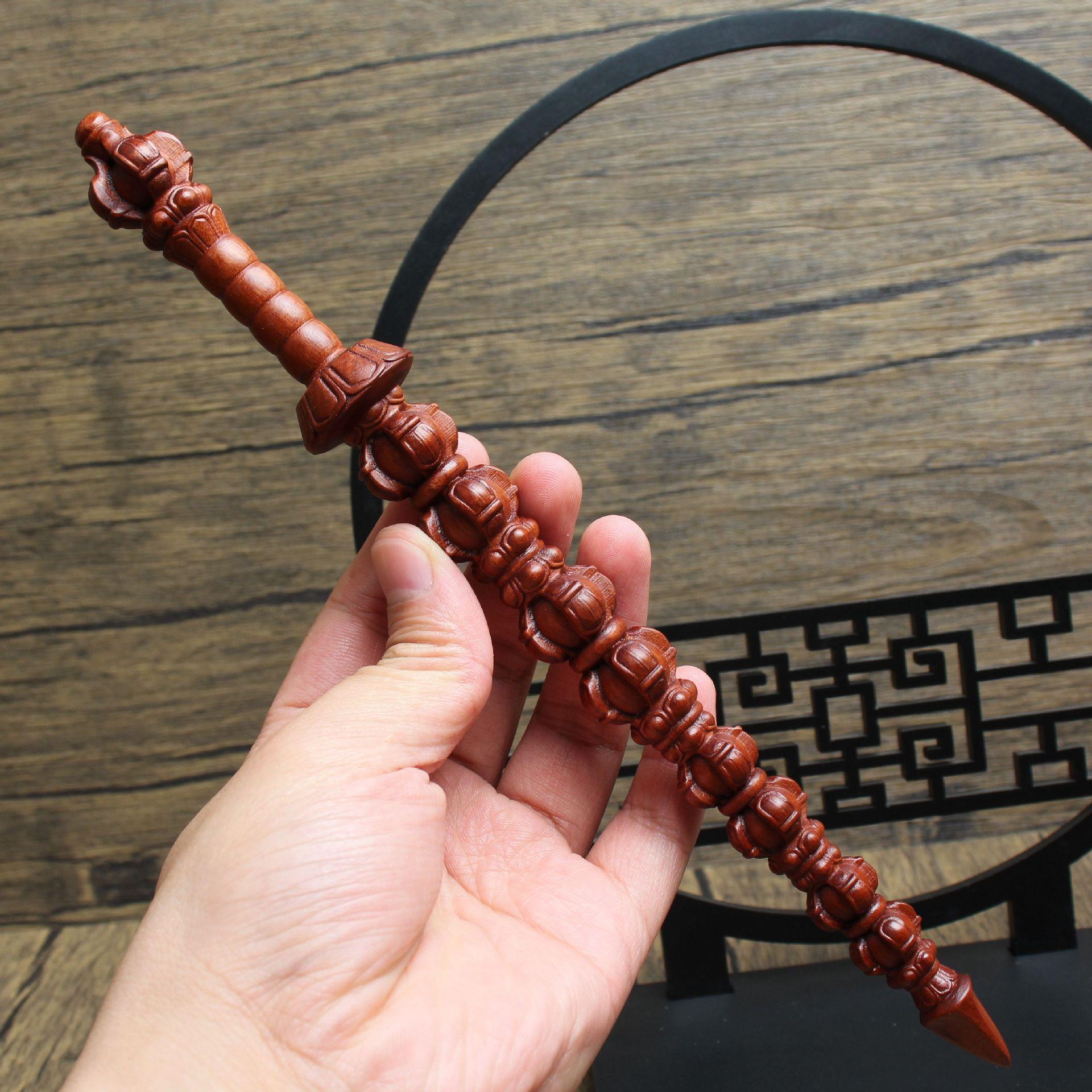 雷击枣木金刚杵降魔杵手把件吊坠道家法器随身配饰老料深色精雕