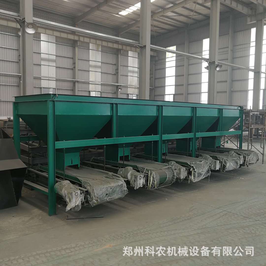 年产3万吨有机无机复混肥配料机价格肥料加工设备KNP1200是KNP12图片