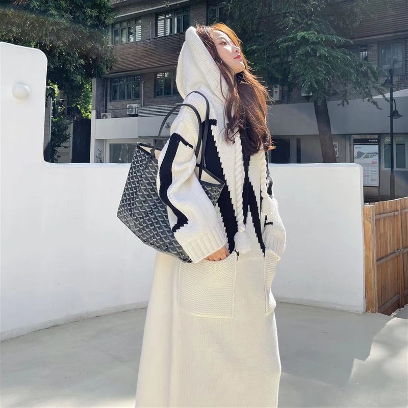 超长款过膝连帽毛衣裙女秋冬新款宽松慵懒风中长款加厚针织连衣裙