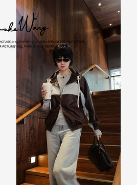 KOKO WANG早春时尚气质轻运动风拼色真皮连帽皮衣外套N4585A17W42