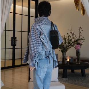 N2886B28KS56 时髦精早春慵懒风撞色拼接翻领格子衬衫 KOKO WANG