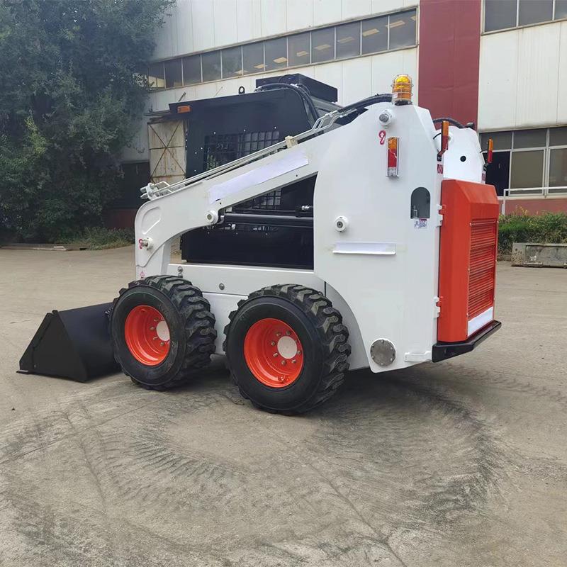 地T65B812机轮式H滑移装载 土方工程建筑工用小型轮式小铲车装载