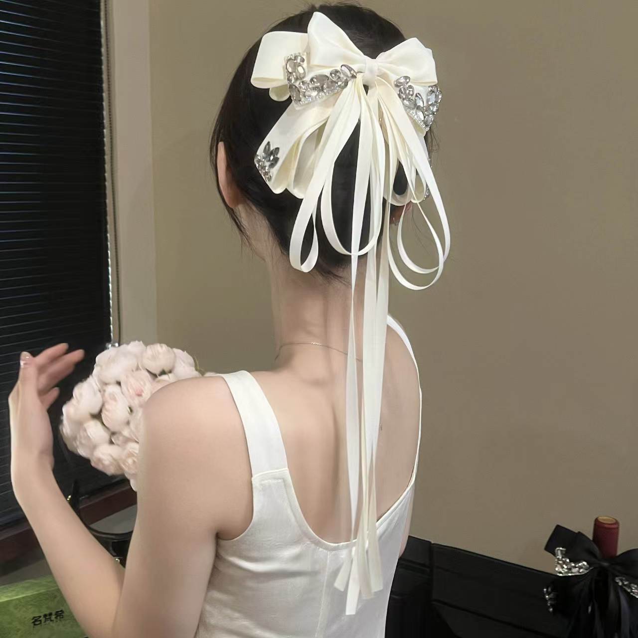 轻奢高级感闪钻多层蝴蝶结长飘带抓夹甜美时尚马尾夹半扎发夹头花