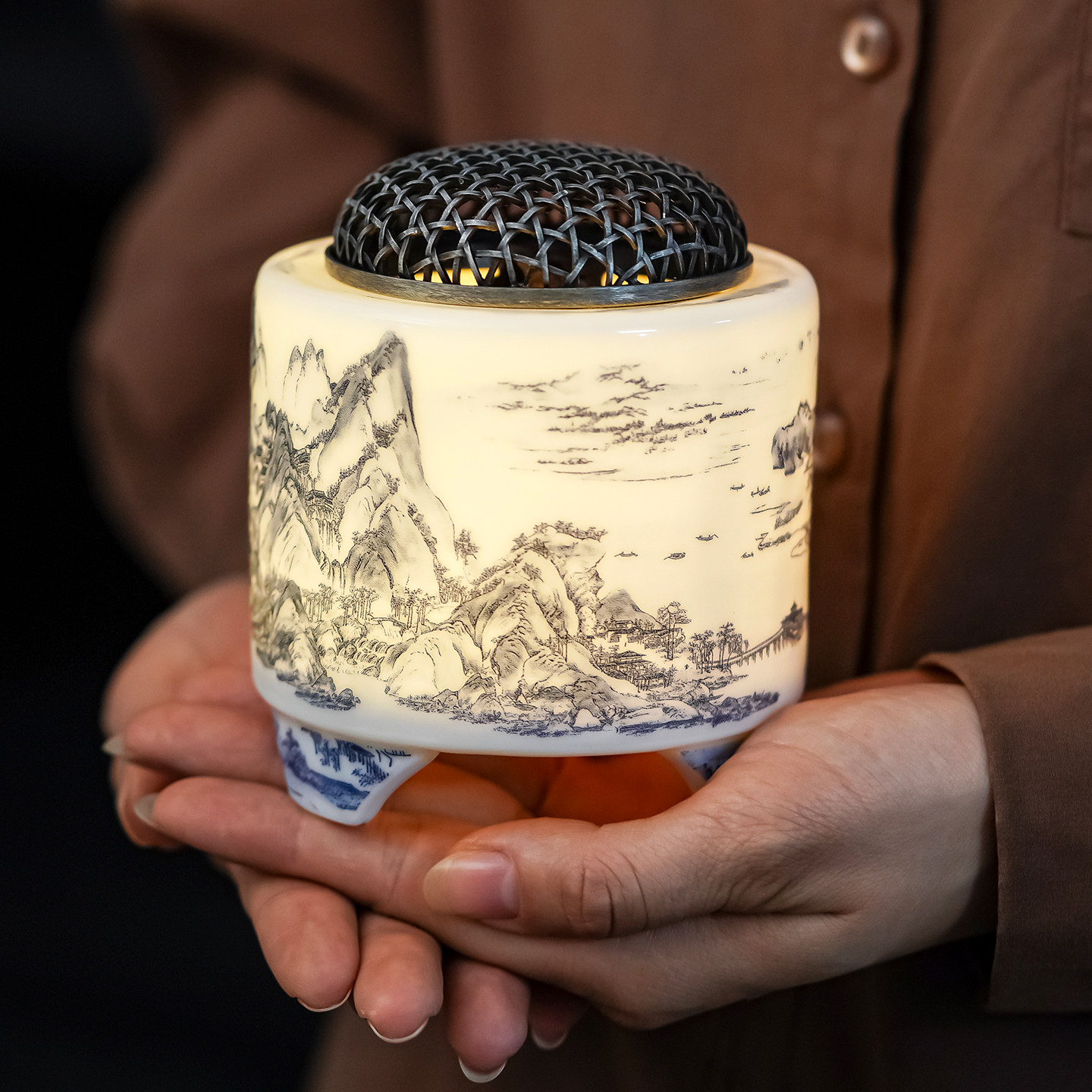 青花瓷陶瓷高温香薰炉圣木香炉子雪松干枝炉熏香炉鼠尾草干烧熏炉