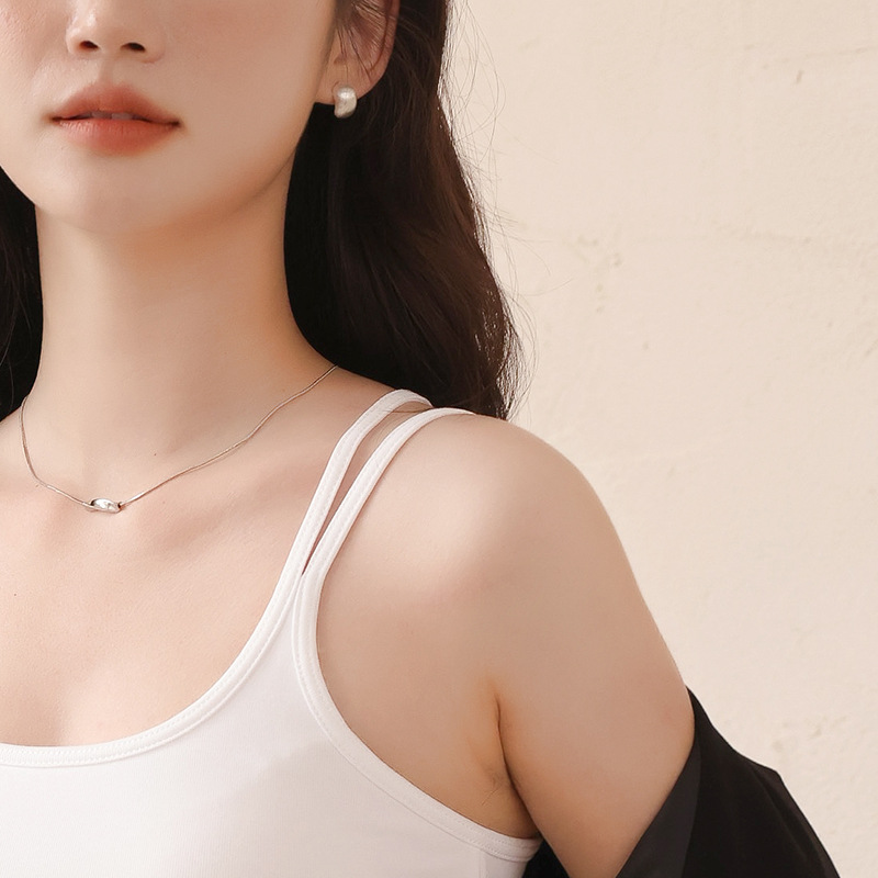 赵露思同款白色吊带美背背心女