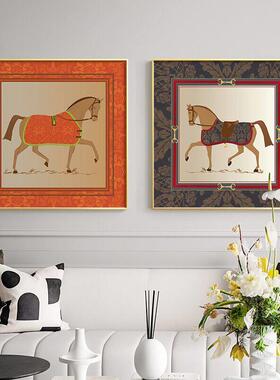 现代轻奢橙色马客厅装饰画美式餐厅卧室床头壁画抽象正方形挂画