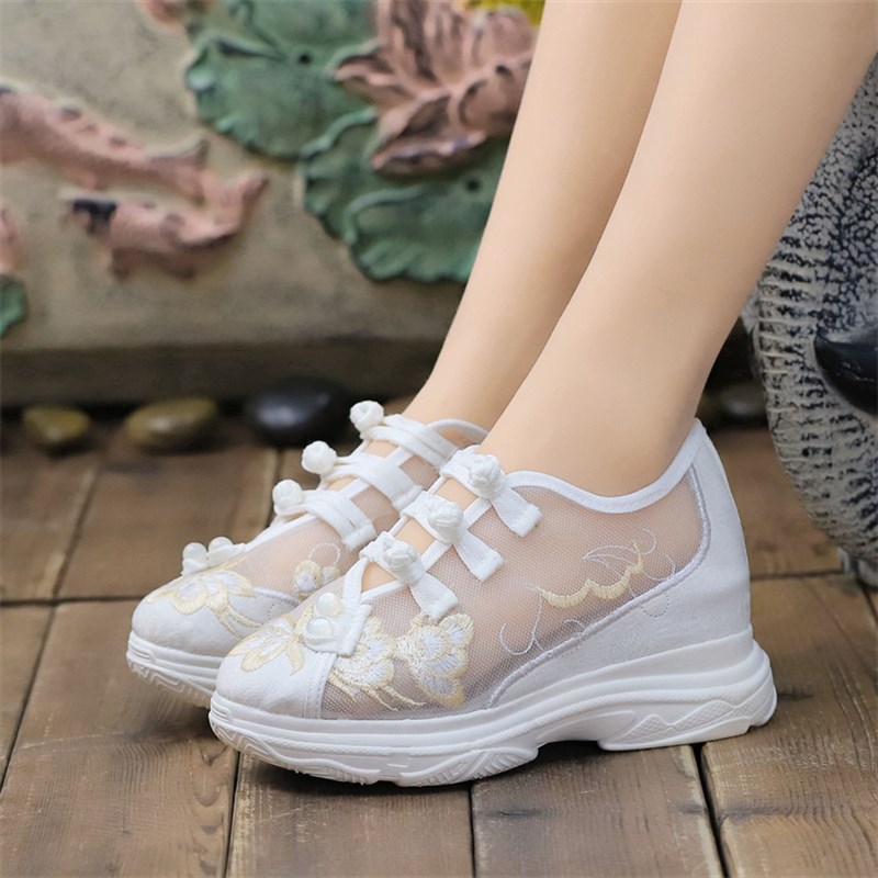 夏季新款凉鞋网面运动鞋内增高软C底网纱女鞋汉服复古民族风绣花