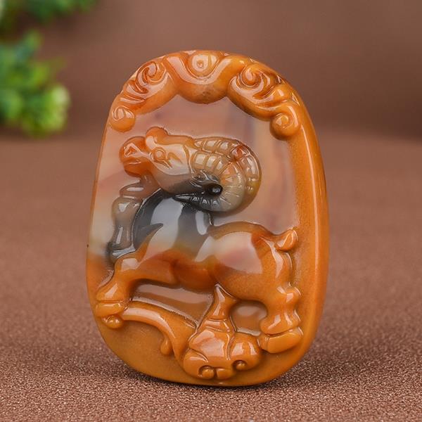天然云南黄龙玉十二生肖玉吊坠鼠牛虎兔龙蛇马羊猴鸡狗猪挂件玉牌