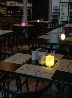 厂家LED塑发光台灯塑料防水智能简约意滚卧创室装ZPL饰充电小夜灯