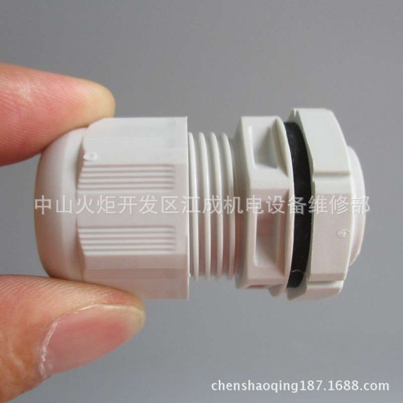 PL9X-C25/3 PL9X-C32/3断路器PL9X-C40/3 PL9X-C50/3 PL9X-C63/3