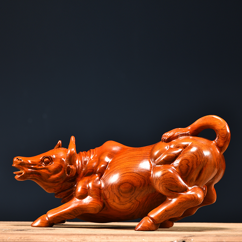 花梨木雕生肖牛摆件华尔街牛家居客厅办公室桌面装饰店铺开业送礼