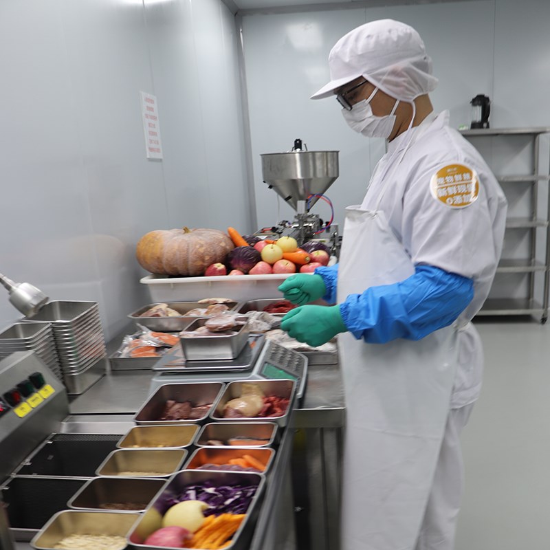 趣比鲜全犬种通用型鲜制狗狗鲜食包餐包狗饭日常营养鲜肉零食罐头