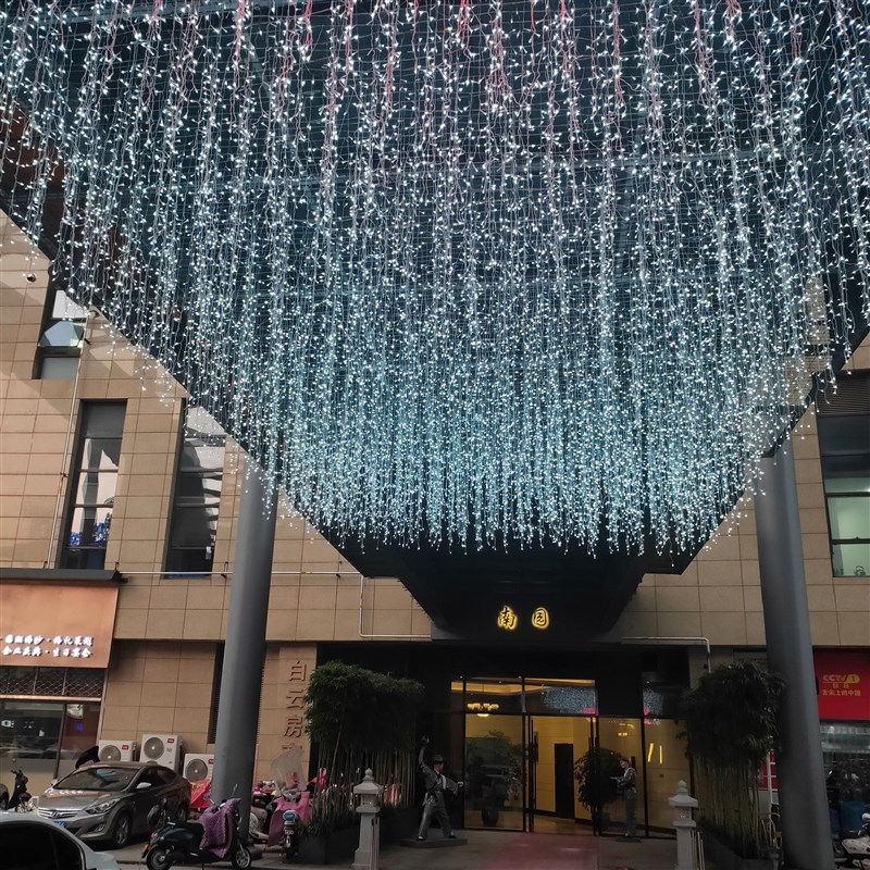 彩灯闪灯串灯满天星灯户外防水网红窗帘灯冰条瀑布灯装饰氛围灯串