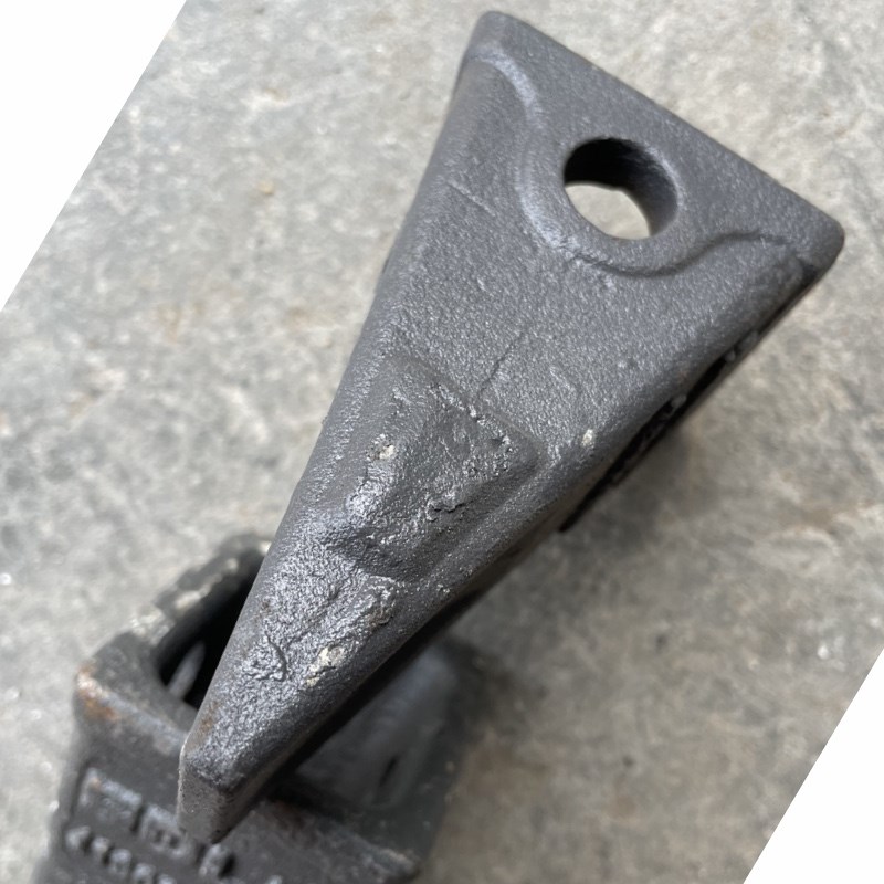 挖掘机配件 临工16/616F微挖斗齿超耐磨锻造牙仔销子断一赔一包邮