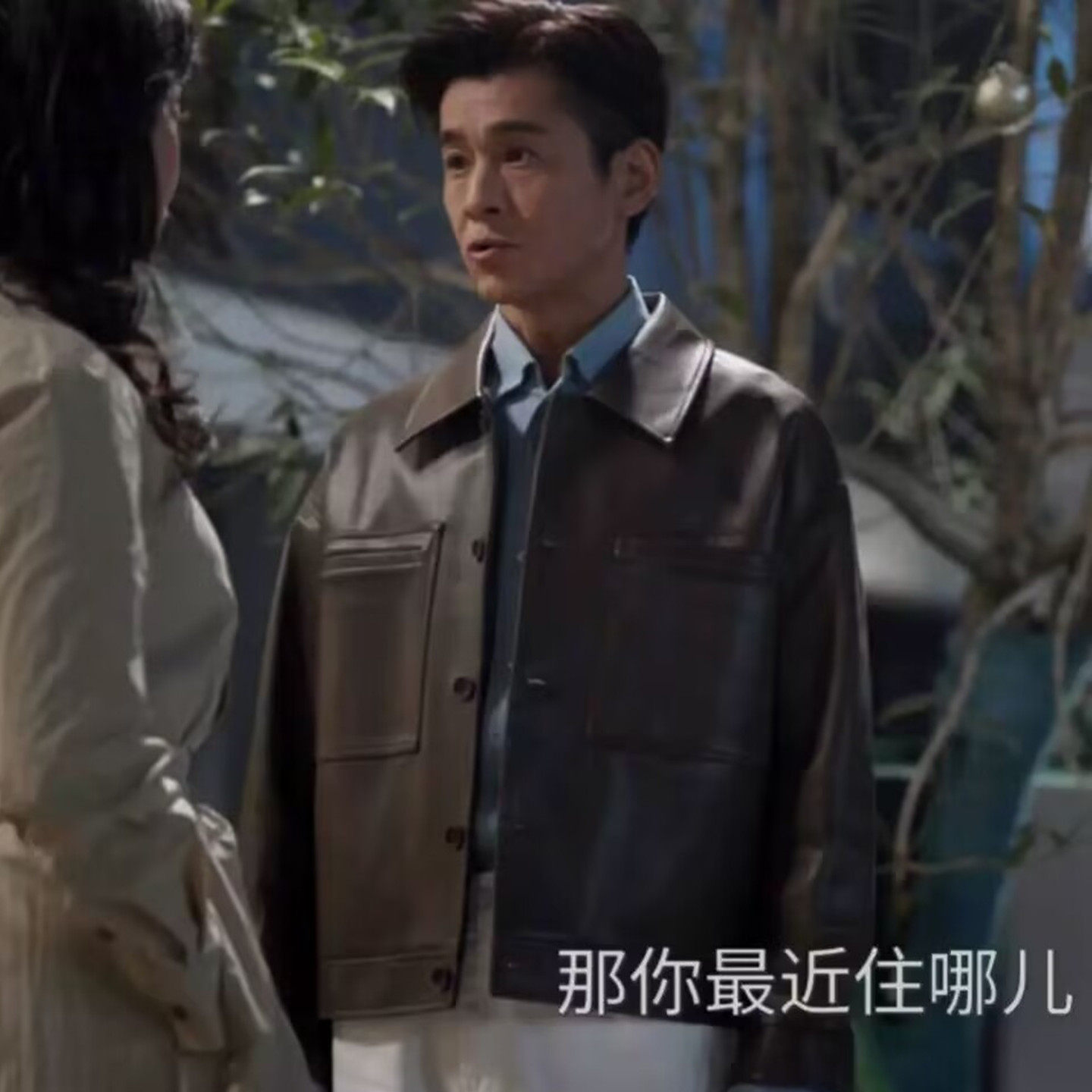 棕色翻领复古机车休闲皮衣夹克