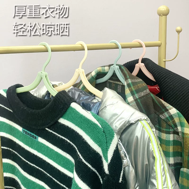 Universal handheld hanger for traveling for students, increased thickness