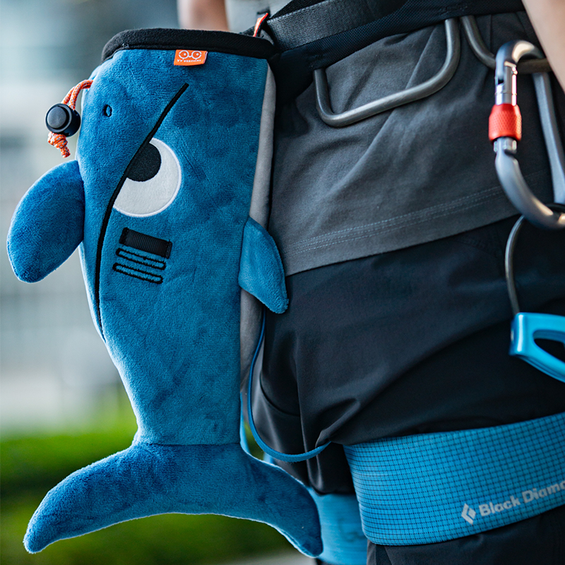 YY Vertical户外显眼包攀岩鲨鱼镁粉袋野攀装备运动登山腰包干粉