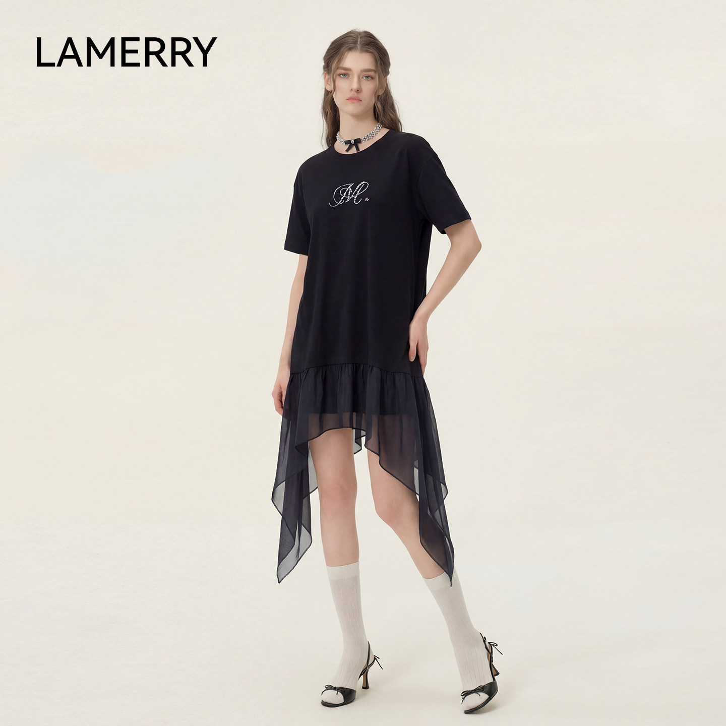 LAMERRY/朗美睿26夏黑色连衣裙T恤拼接纱裙女不规则下摆珍珠钻饰