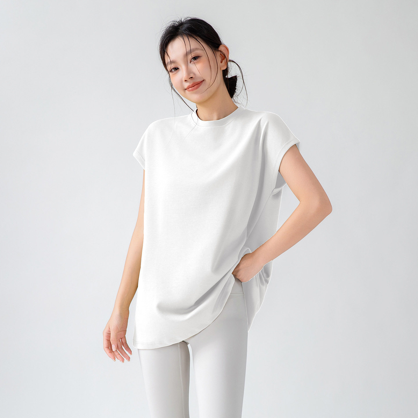 设计感下摆小开叉纯棉立领无袖T恤女外穿后中线廓形宽松打底衫潮
