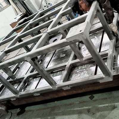 大型龙门数控铣对外加工定做  焊接件加工 CNC加工中心加工钢构件