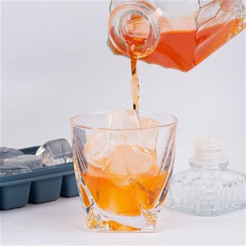 极速40 Cavity Large Ice Cube Tray Mold with LidS Silicone Sq