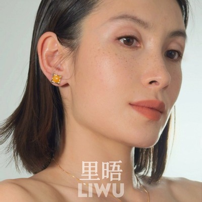 里晤S925纯银蜜蜡新中式耳钉婚礼